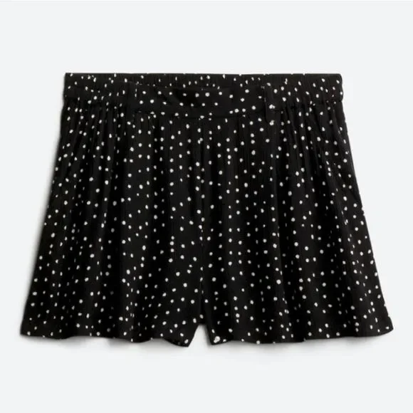 Shorts - Picture 1 of 2